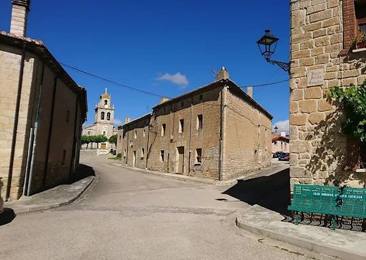 Imagen secundaria 1 - Una joya rural con historia: La Posada El Pintor busca nuevo propietario a solo 10 minutos de Burgos