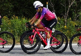 Daniel Cavia vuelve a competir tras tener que abandonar La Vuelta.