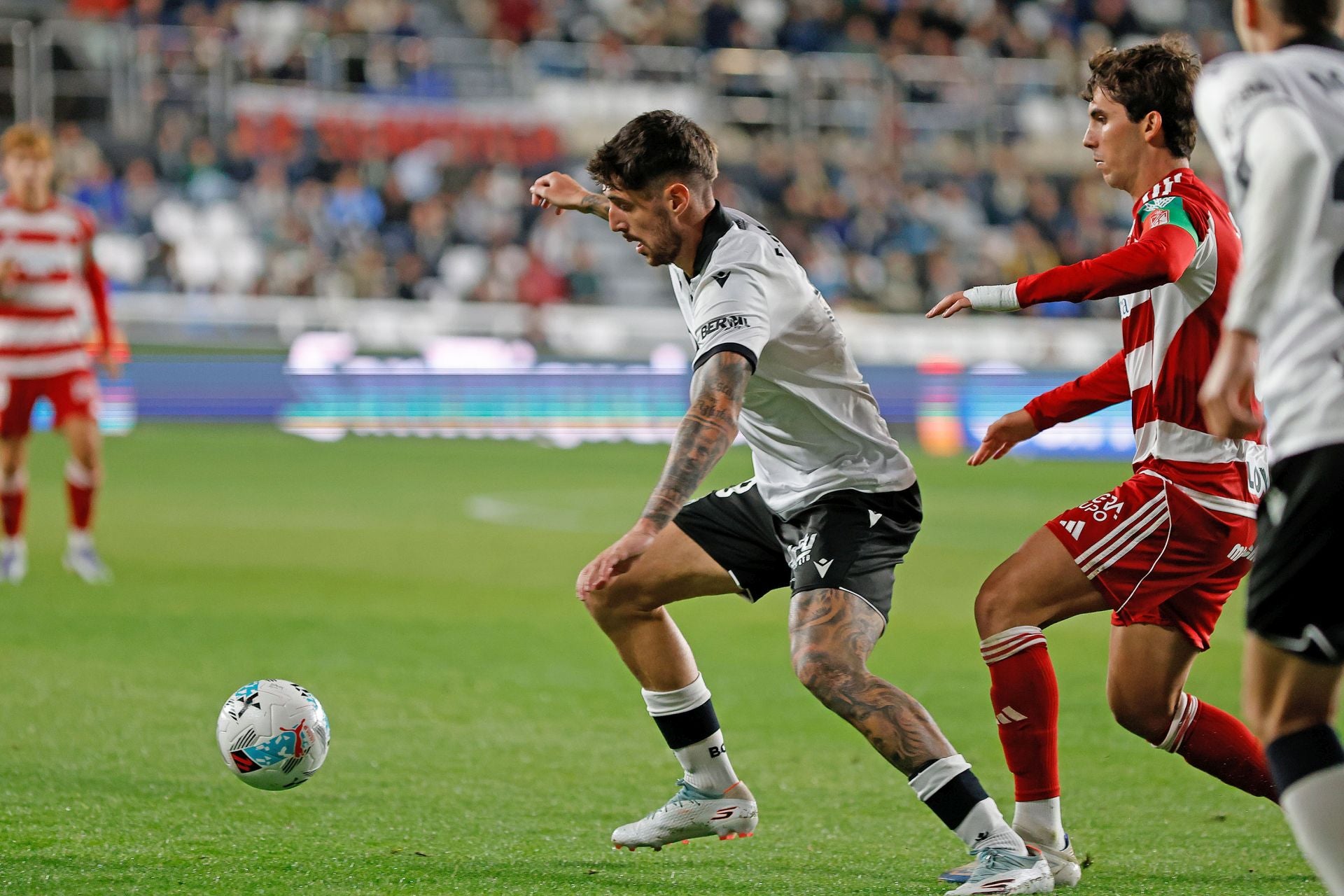 El Burgos CF - Granada CF, en imágenes