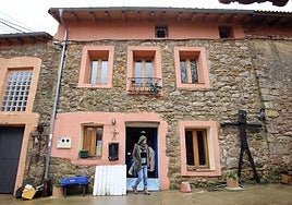 Albergue El Hacedor, en La Aldea del Portillo de Busto, Burgos.