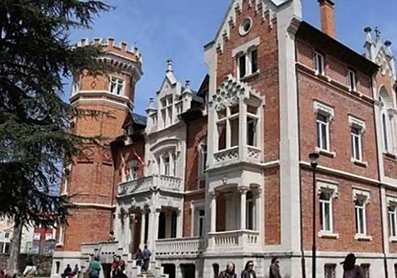 El Palacio de la Isla de Burgos acoge una nueva sesión de 'Contando la música'.