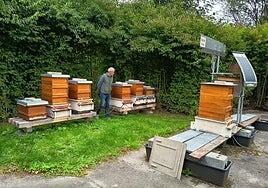 Eduardo Izquierdo (apicultor burgalés) en su viaje a Austria para conocer de primera mano como se esta innovando en la Universidad de Innsbruck sobre la apicultura.