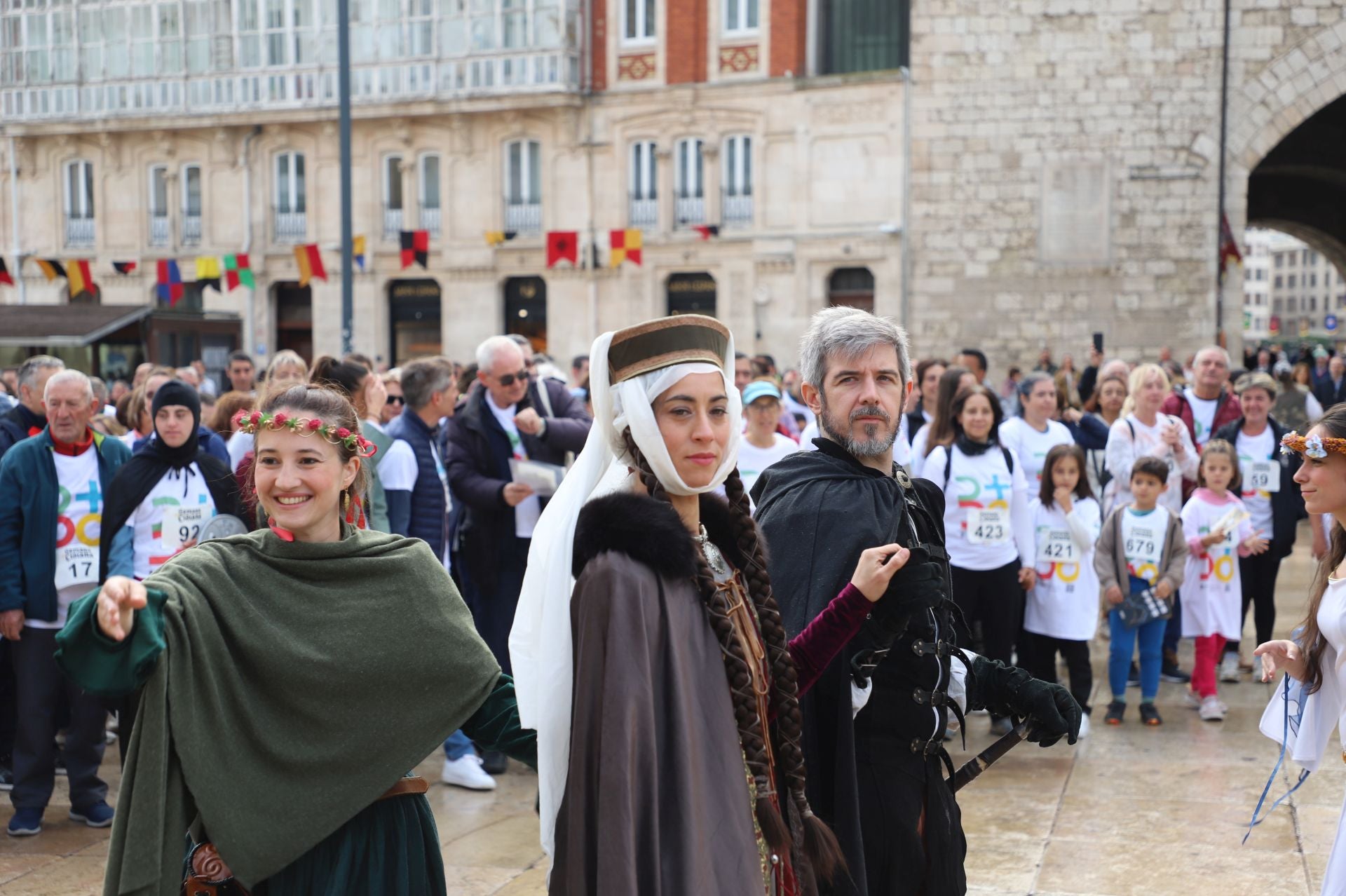 La I Marcha Cidiana celebrada en Burgos, en imágenes