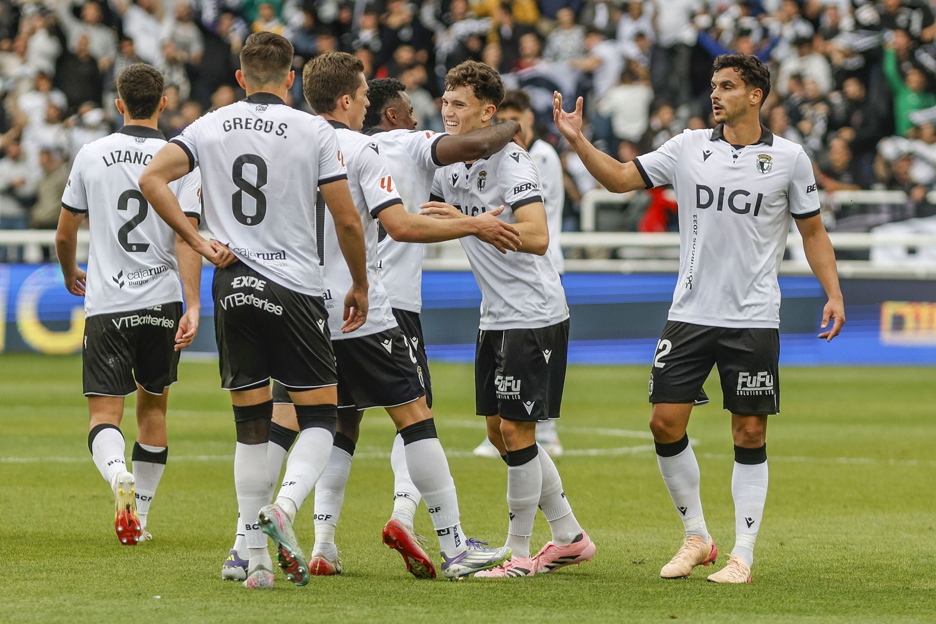 El triunfo del Burgos CF, en imágenes