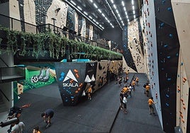 Imágenes de Skala, el centro de escalada más grande de Burgos.