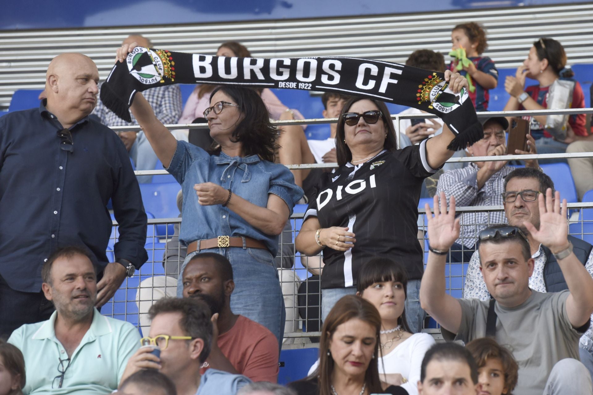 Todas las imágenes del encuentro entre el SD Huesca y el Burgos CF