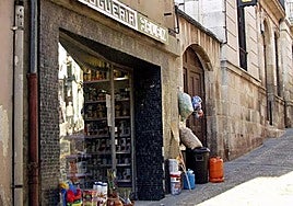 Un comercio de la calle Mayor de Lerma, Burgos.
