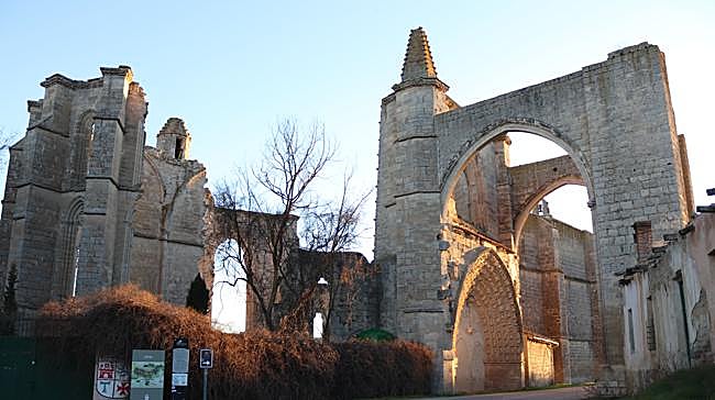 Vamos con más ruinas, en este caso monásticas. 