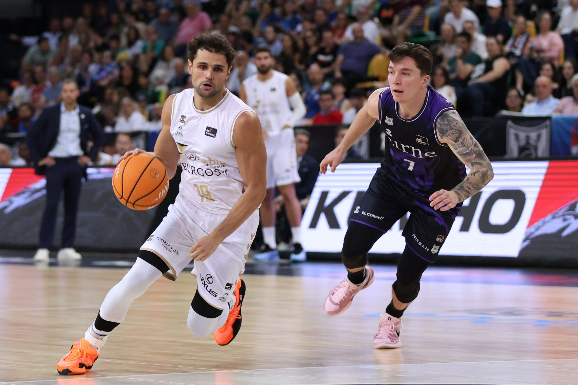El encuentro del San Pablo Burgos frente al Bilbao Basket, en imágenes
