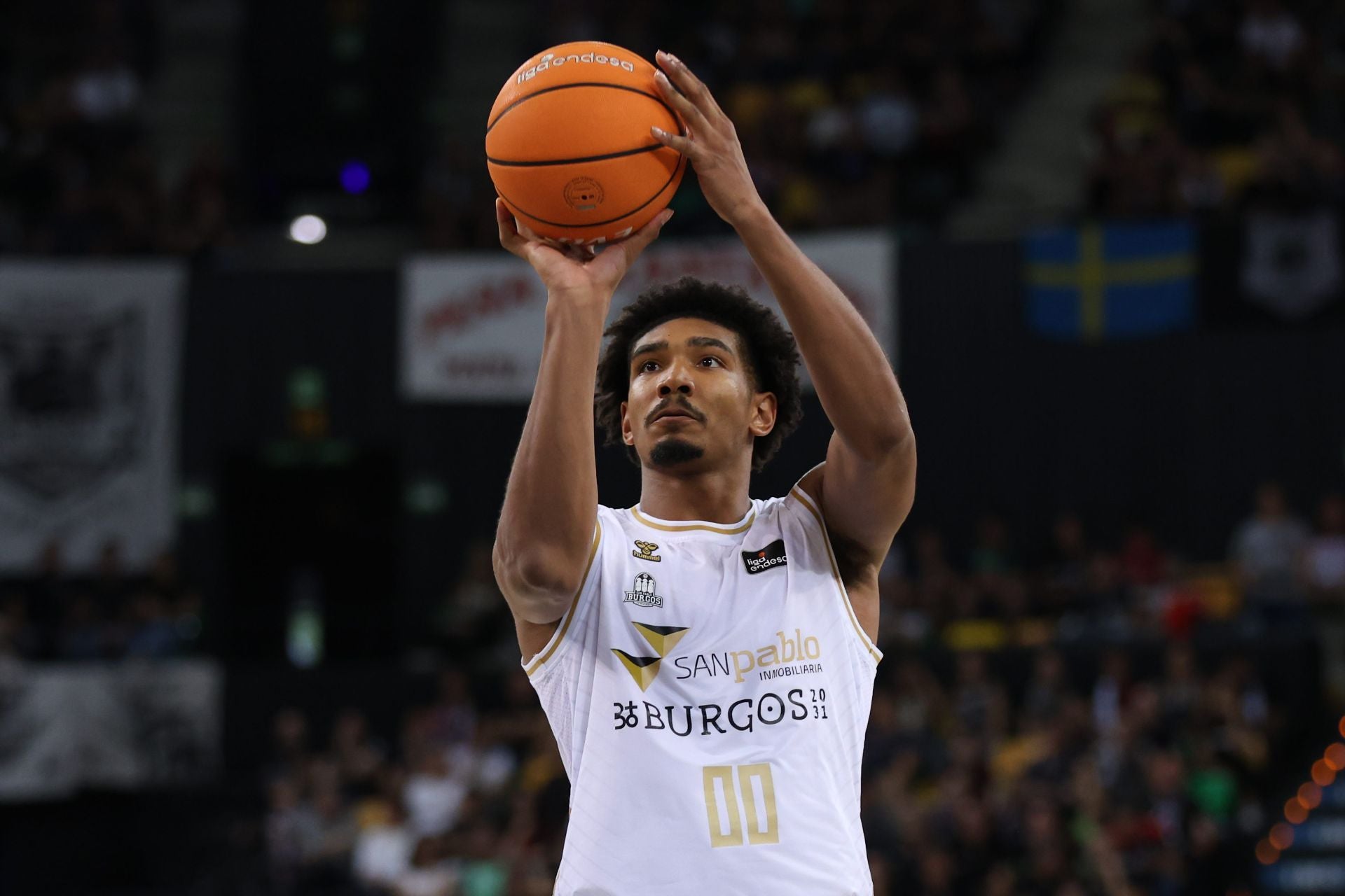 El encuentro del San Pablo Burgos frente al Bilbao Basket, en imágenes