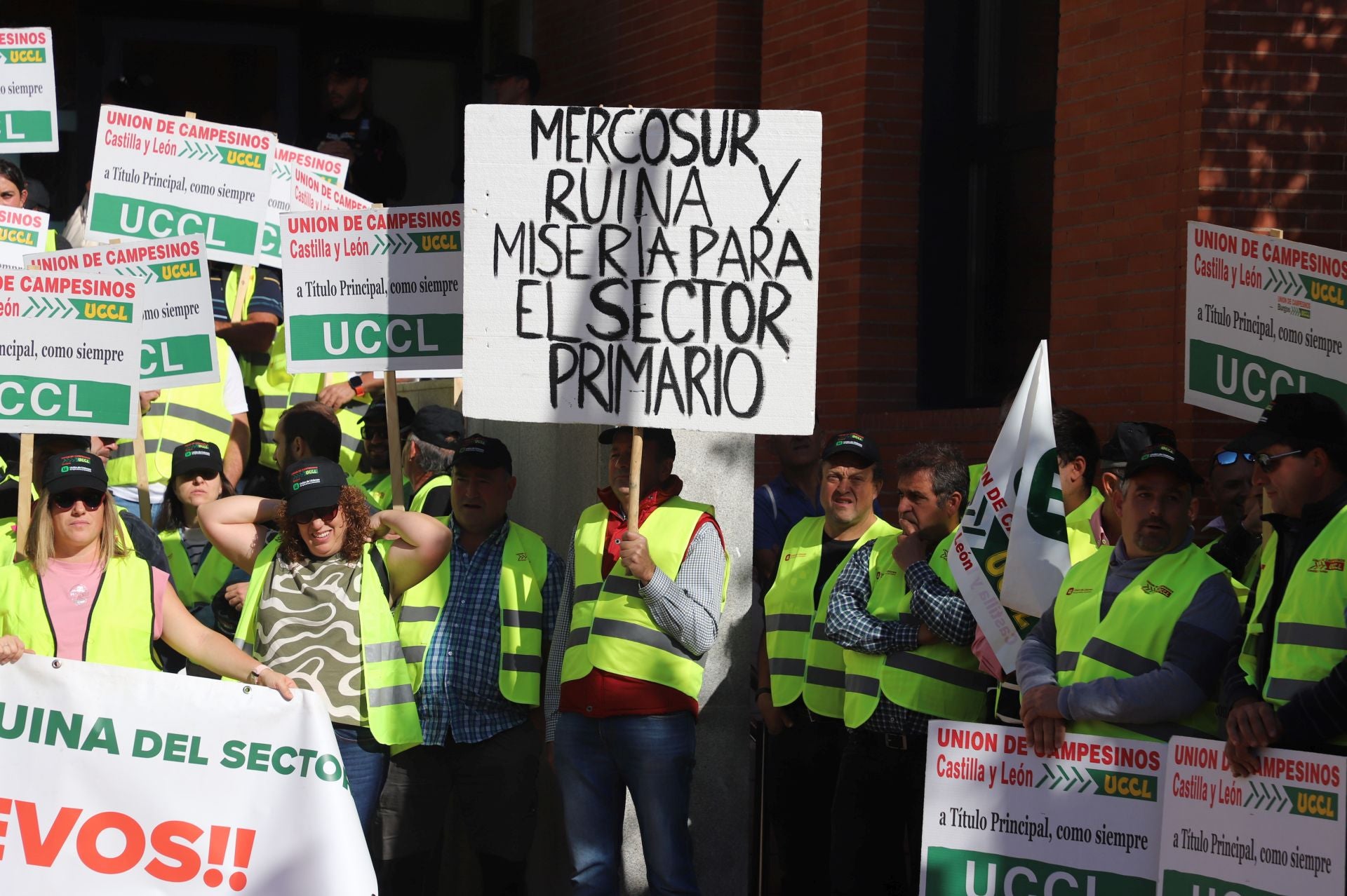 La protesta del sector primario en Burgos, en imágenes