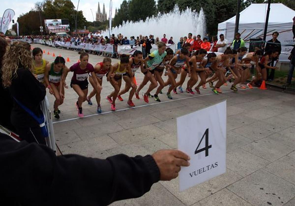 Salida de una de las pruebas de una edición de la Milla Urbana de 2014.