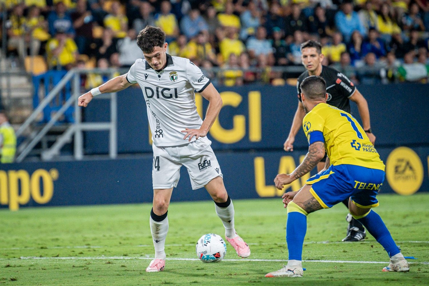 La victoria del Burgos CF en Cádiz, en imágenes