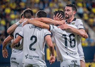 El Burgos CF ajusticia al Cádiz con un partido serio y remontando la ventaja inicial