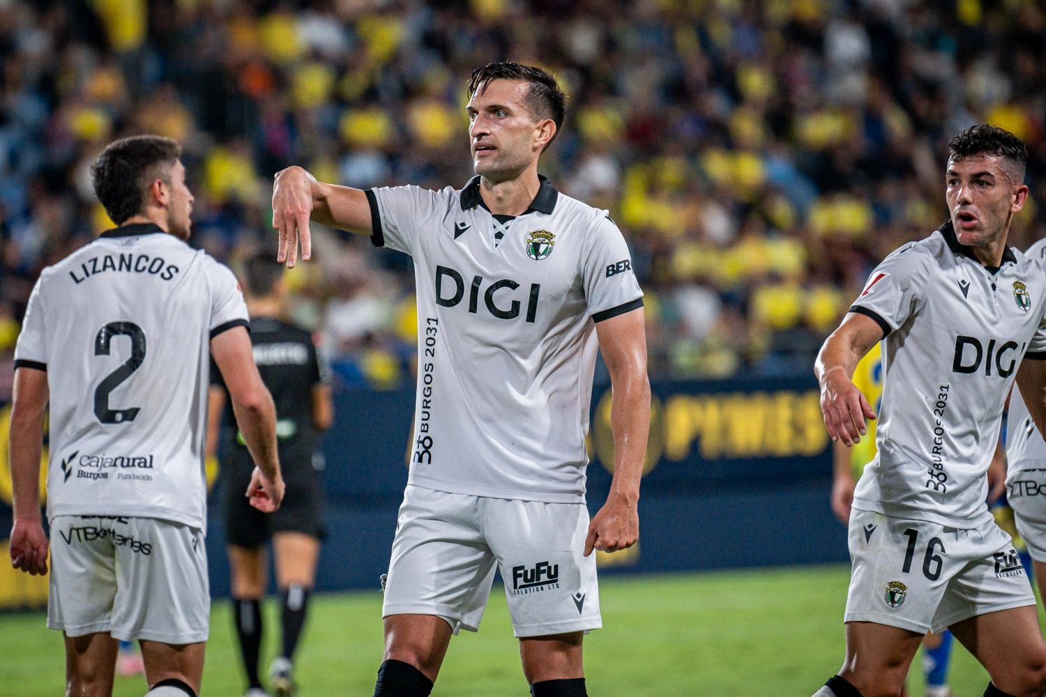 La victoria del Burgos CF en Cádiz, en imágenes