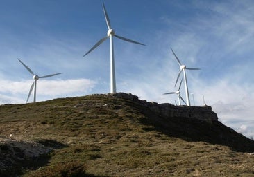 Diez pueblos de Burgos se unen para frenar un nuevo parque eólico y solar