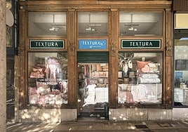 Fachada de la tienda Textura de Burgos