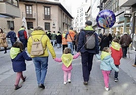 Imagen de archivo de una fiesta de familias numerosas.