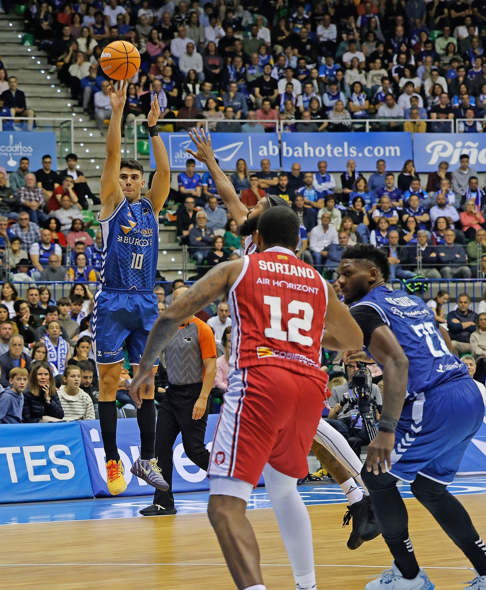 Así ha sido en imágenes la derrota del San Pablo frente al Casademont Zaragoza