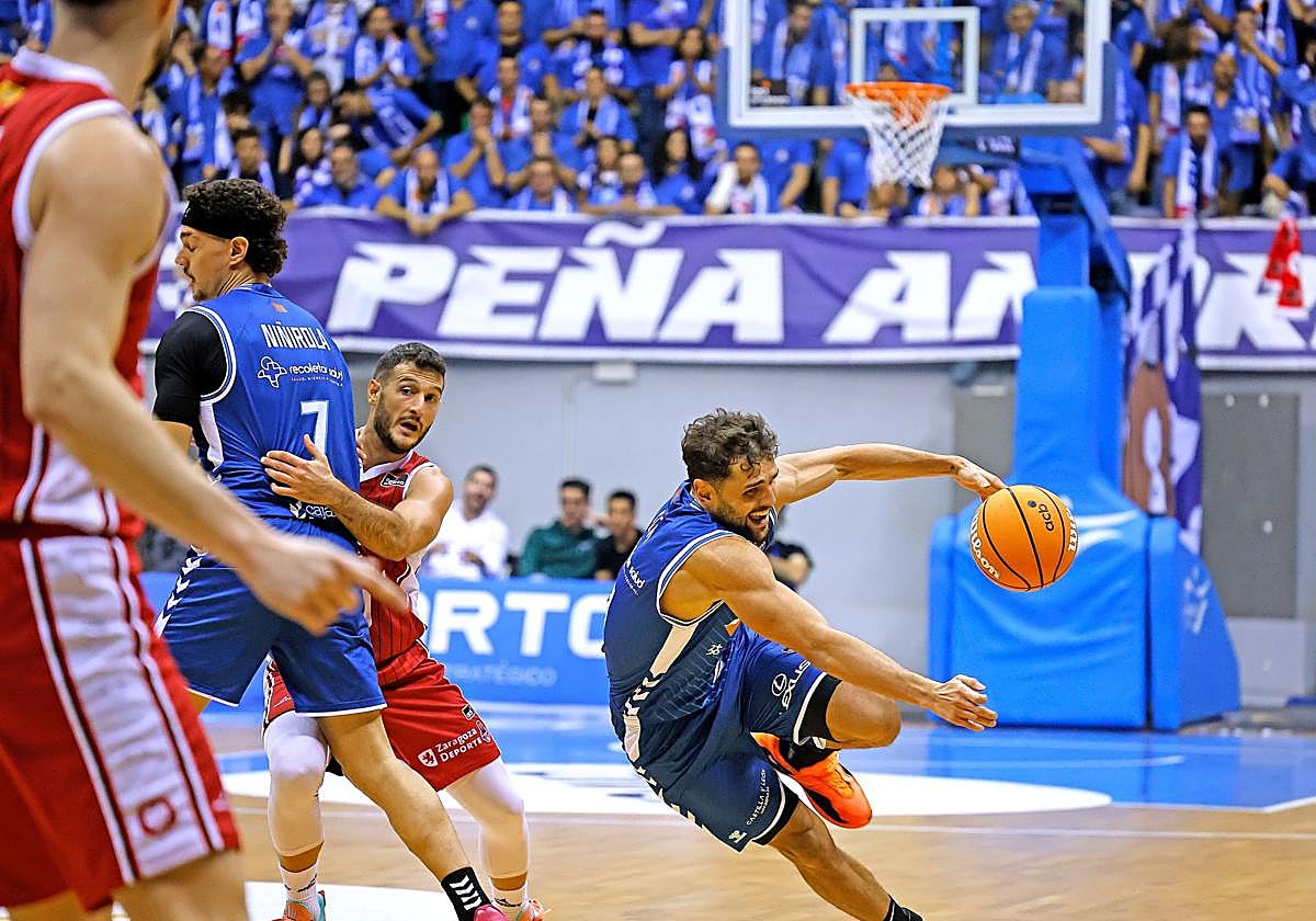 Así ha sido en imágenes la derrota del San Pablo frente al Casademont Zaragoza