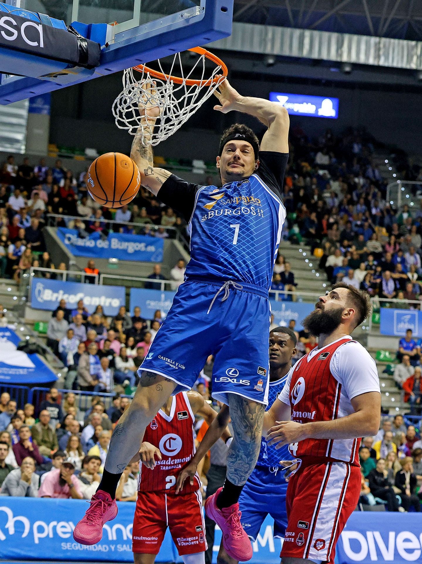 Así ha sido en imágenes la derrota del San Pablo frente al Casademont Zaragoza