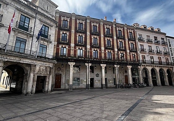 Edificio administrativo del Ayuntamiento de Burgos.