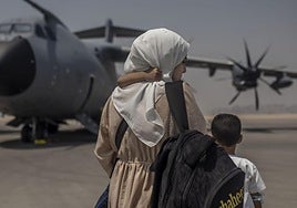 Foto de una evacuación anterior de niños enfermos de Gaza.
