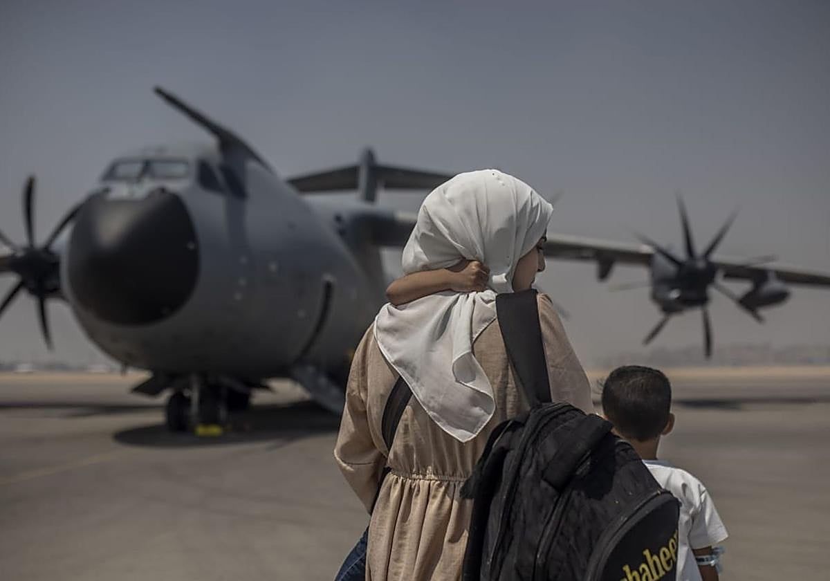 Foto de una evacuación anterior de niños enfermos de Gaza.