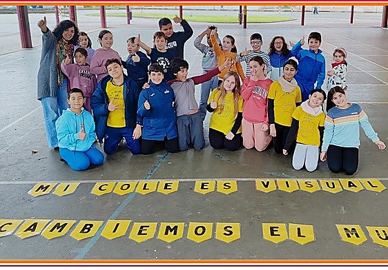 Alumnos de un Colegio Visual.