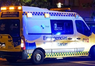Dos jóvenes heridos y trasladados al hospital tras volcar su coche en un pueblo de Burgos