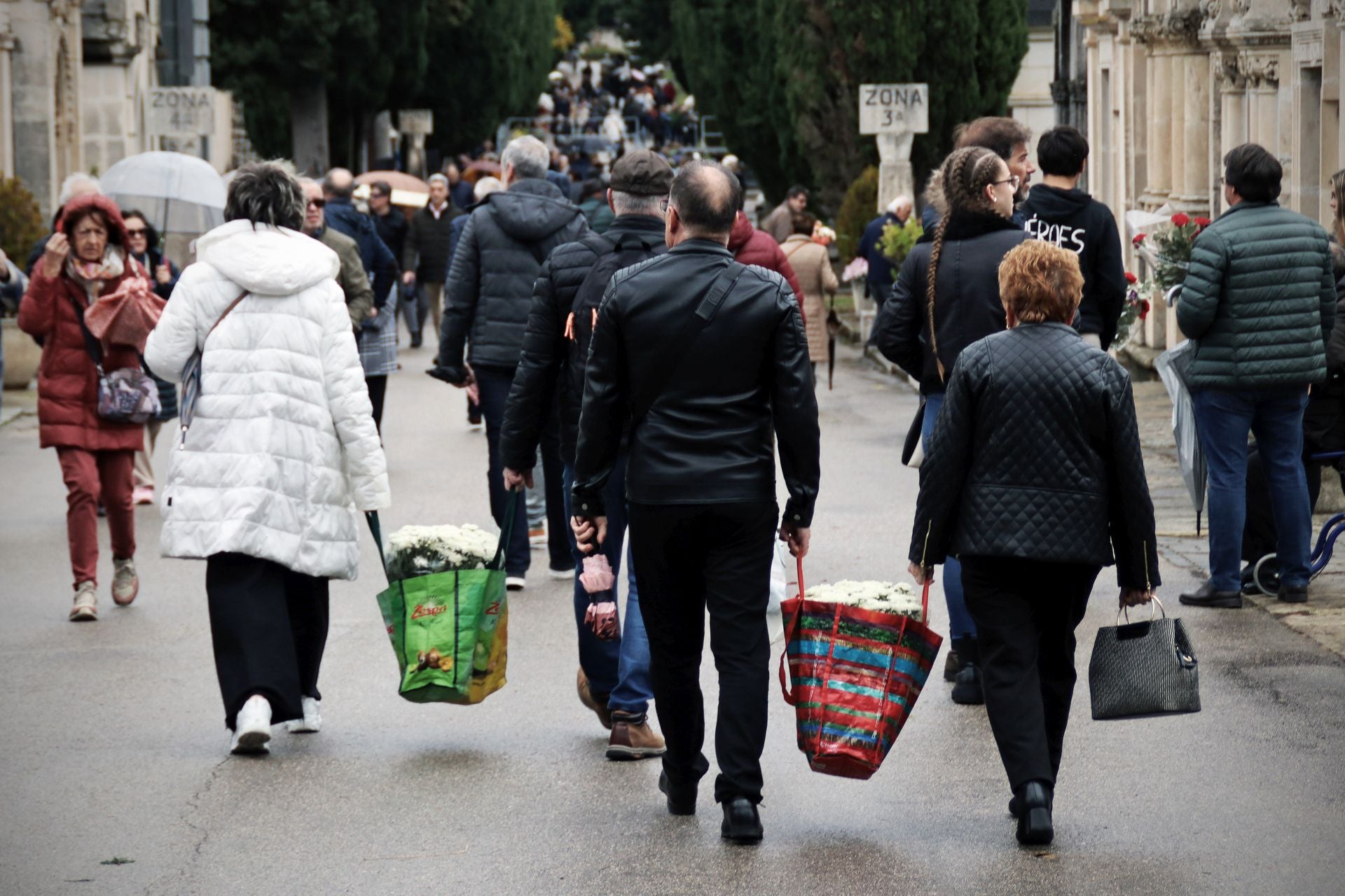 Así ha vivido Burgos el Día de Todos los Santos en imágenes