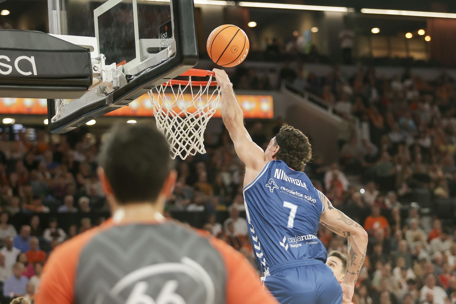 La derrota del San Pablo frente al Valencia Basket en imágenes