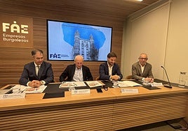 Imagen de la firma del convenio.