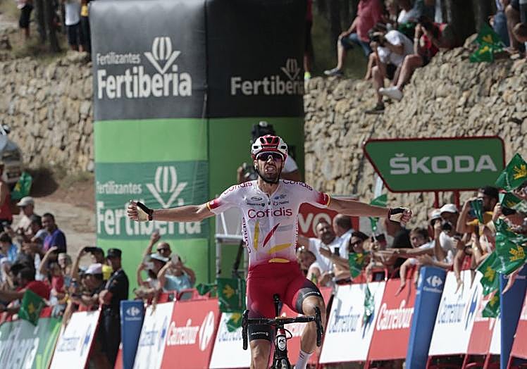 El conquense conquista la etapa de La Vuelta 2019 con final en Ares del Maestrat.