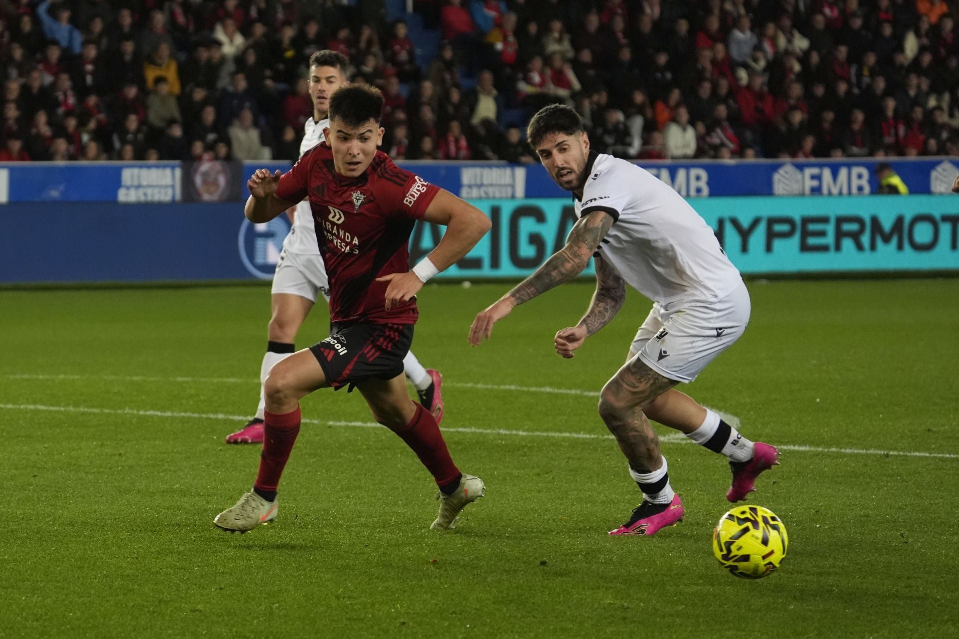Todas las imágenes del derbi burgalés entre el Mirandés y el Burgos