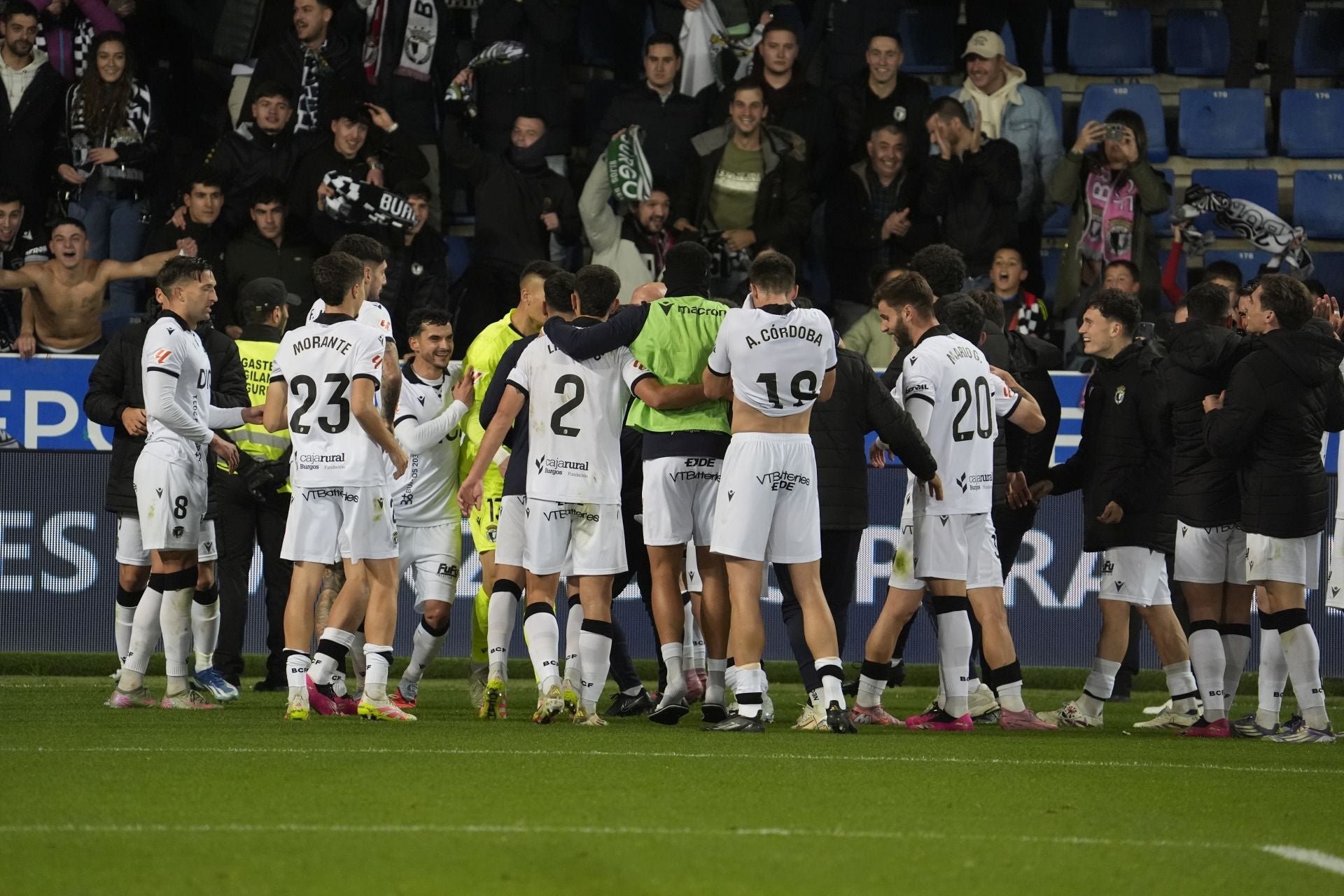 Todas las imágenes del derbi burgalés entre el Mirandés y el Burgos