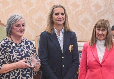 La infanta Elena preside los premios de inclusión laboral en Burgos Fundación Mapfre
