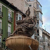 Escultura de la diosa romana en Huerto del Rey.