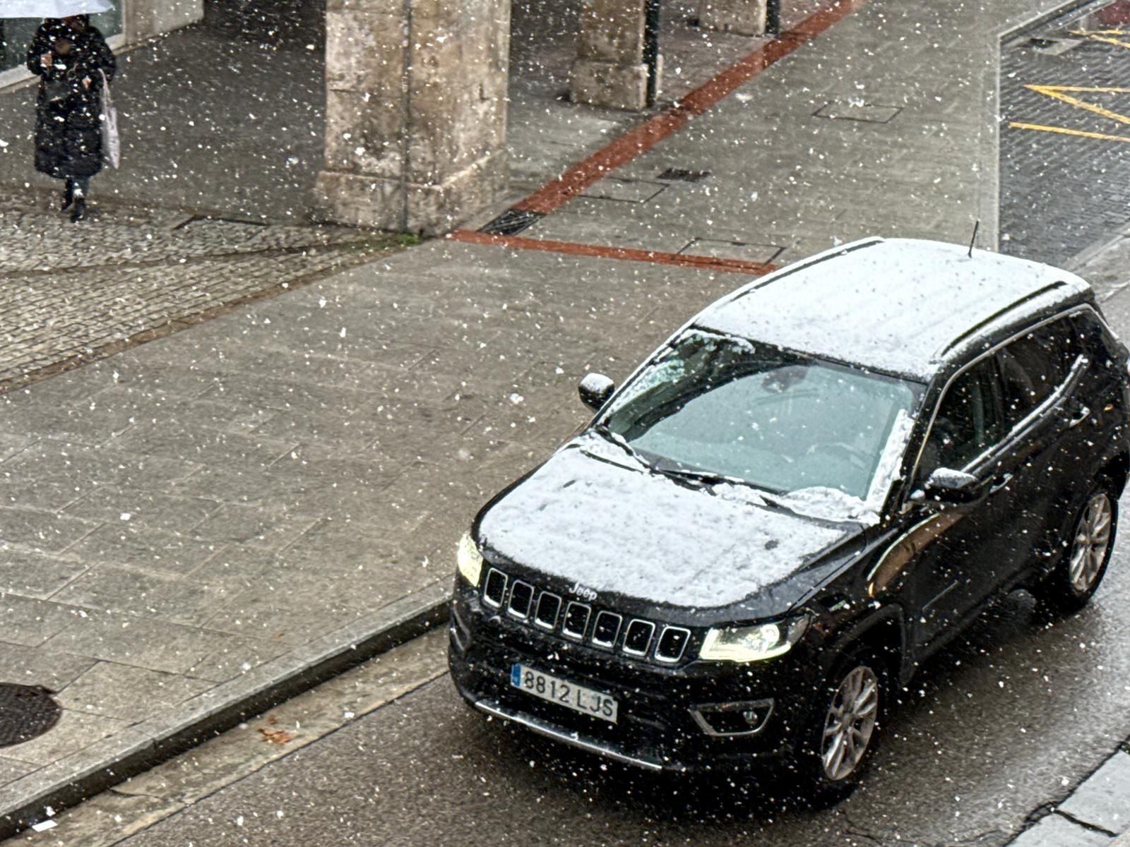 Las imágenes de la nieve que ha caído en Burgos