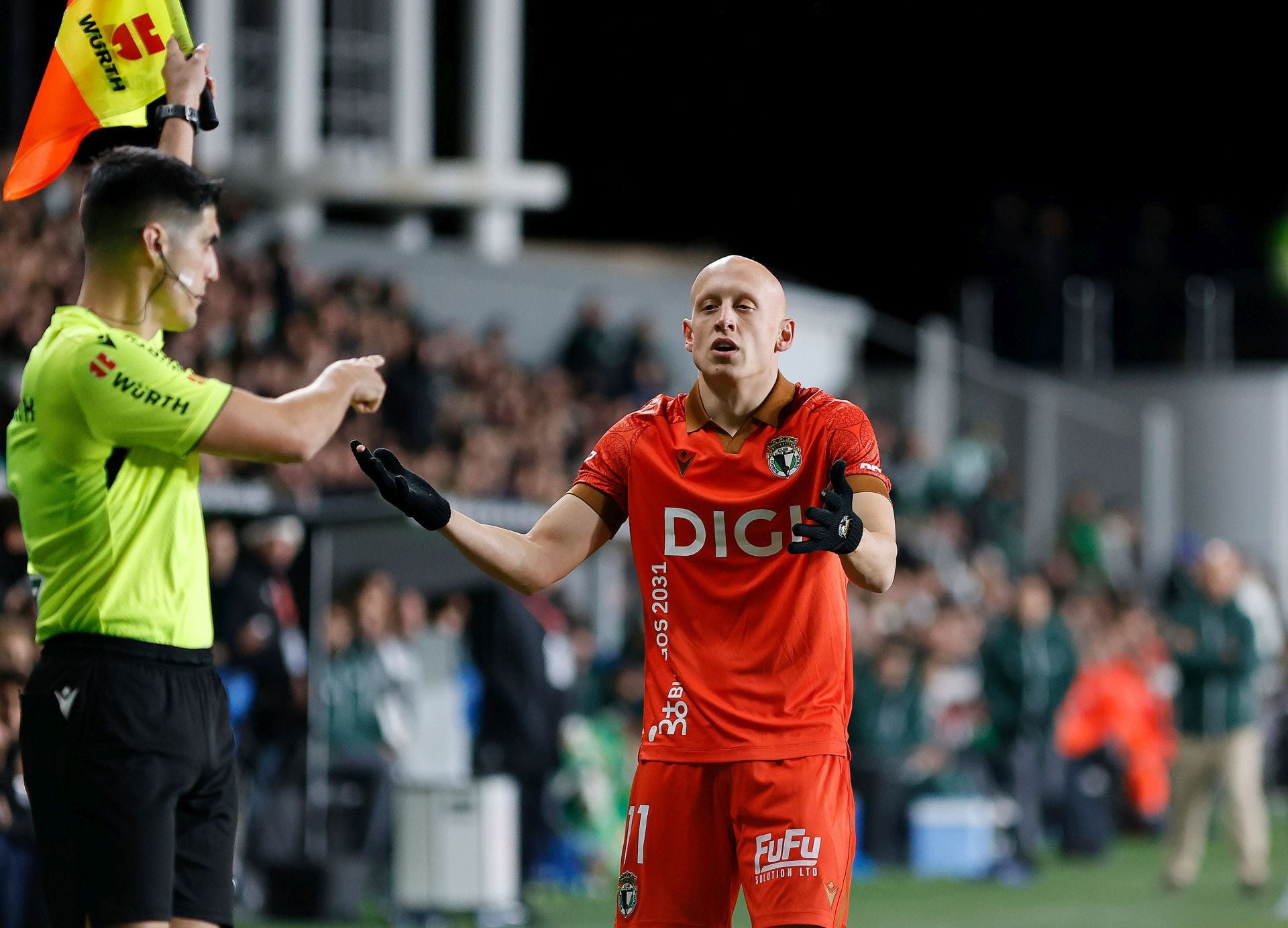 La derrota del Burgos CF frente al Racing, en imágenes