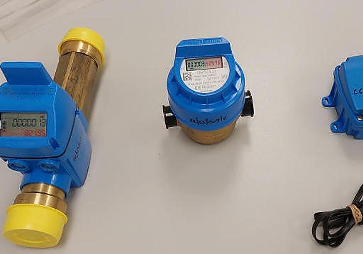 Contadores de agua renovados.
