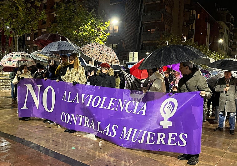 Centenares de personas participaron en la marcha