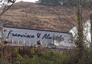 Susto en un pueblo de Burgos por la explosión e incendio de un camión