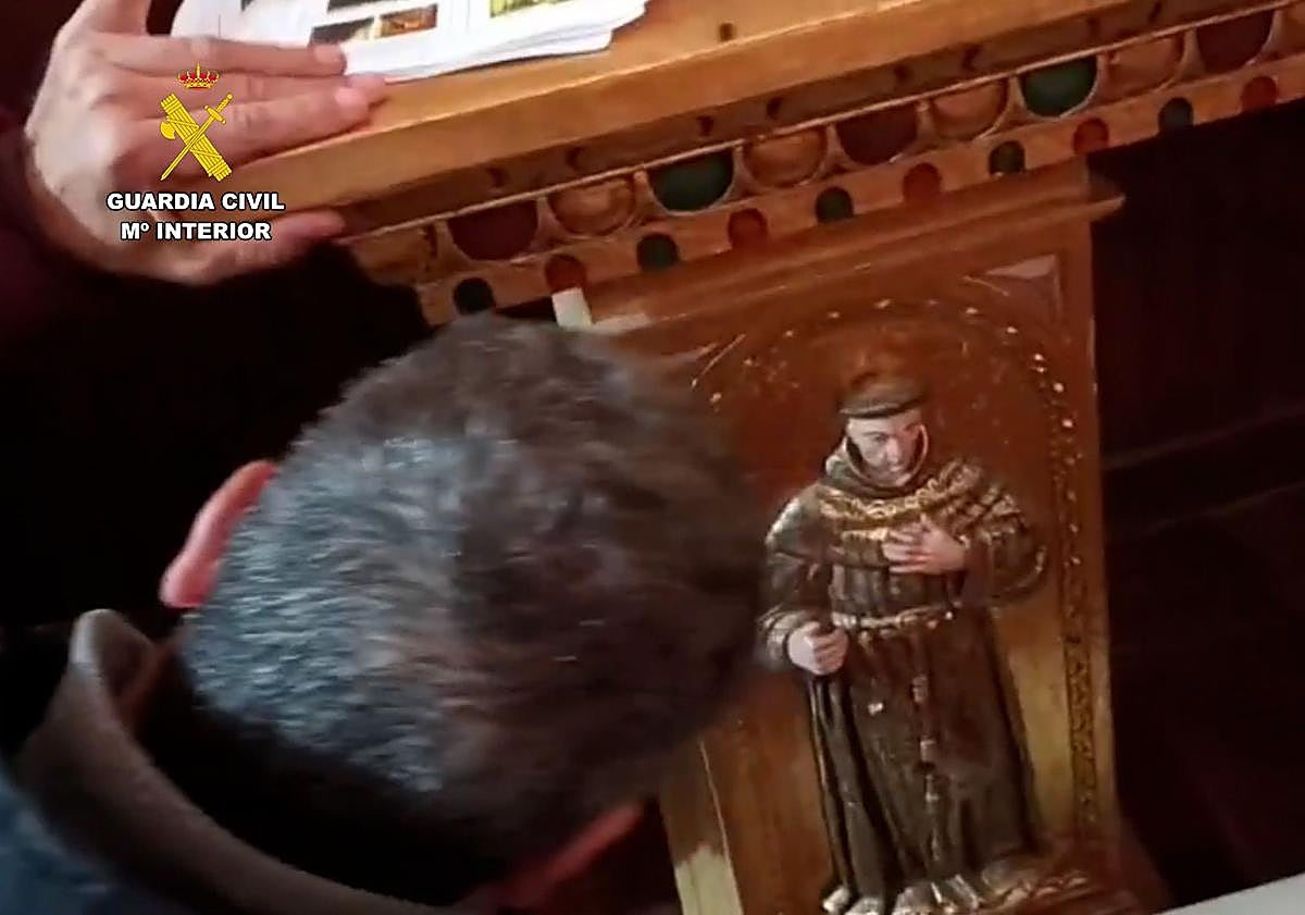 Imagen principal - Dos monjas cismáticas de Belorado y un anticuario, detenidos por la venta ilegal de patrimonio histórico