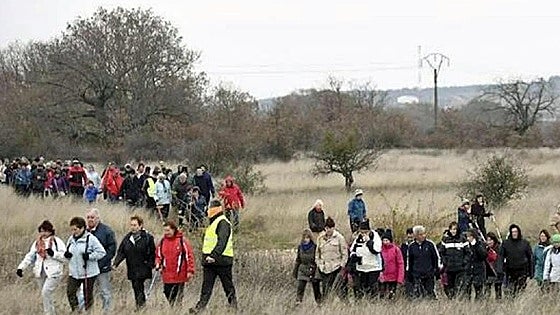 La 'Marcha a pie a los Yacimientos' conmemora los 25 años de la declaración de Atapuerca como patrimonio mundial por la Unesco