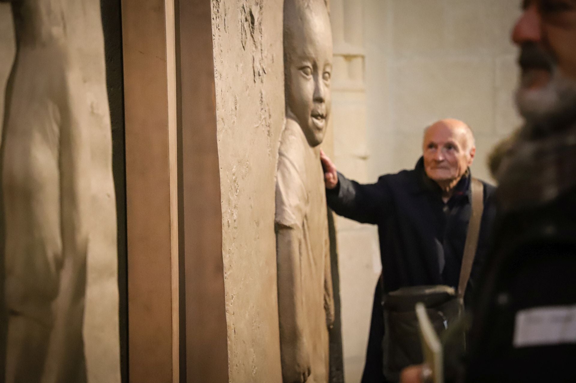 Así son las puertas de Antonio López, en imágenes