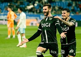 Instante tras el gol del Burgos CF ante el Real Zaragoza.