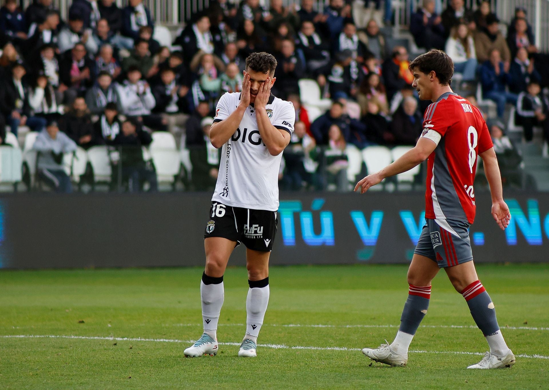 La derrota del Burgos CF contra el Albacete, en imágenes