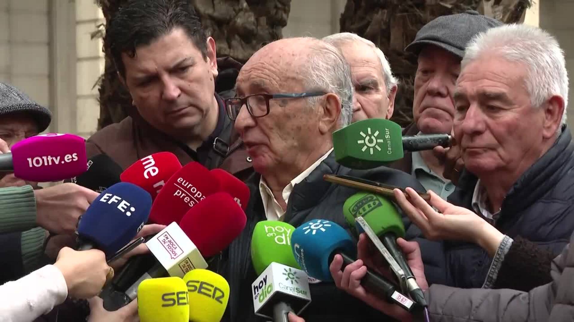 El abuelo de Marta pide "castigar" a quienes "ocultan" el cadáver