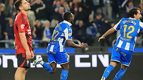 El Mirandés da la cara en Riazor ante un Deportivo que se rehízo tras el descanso